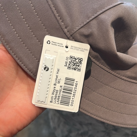 Lululemon Athletica both ways, reversible, bucket, hat, Light Purple Bucket Hat - Picture 9 of 9